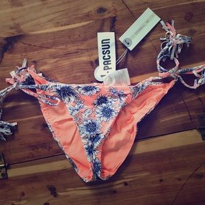 NWT O’Neil floral bottoms